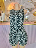Conjunto Negro Flores Blancas