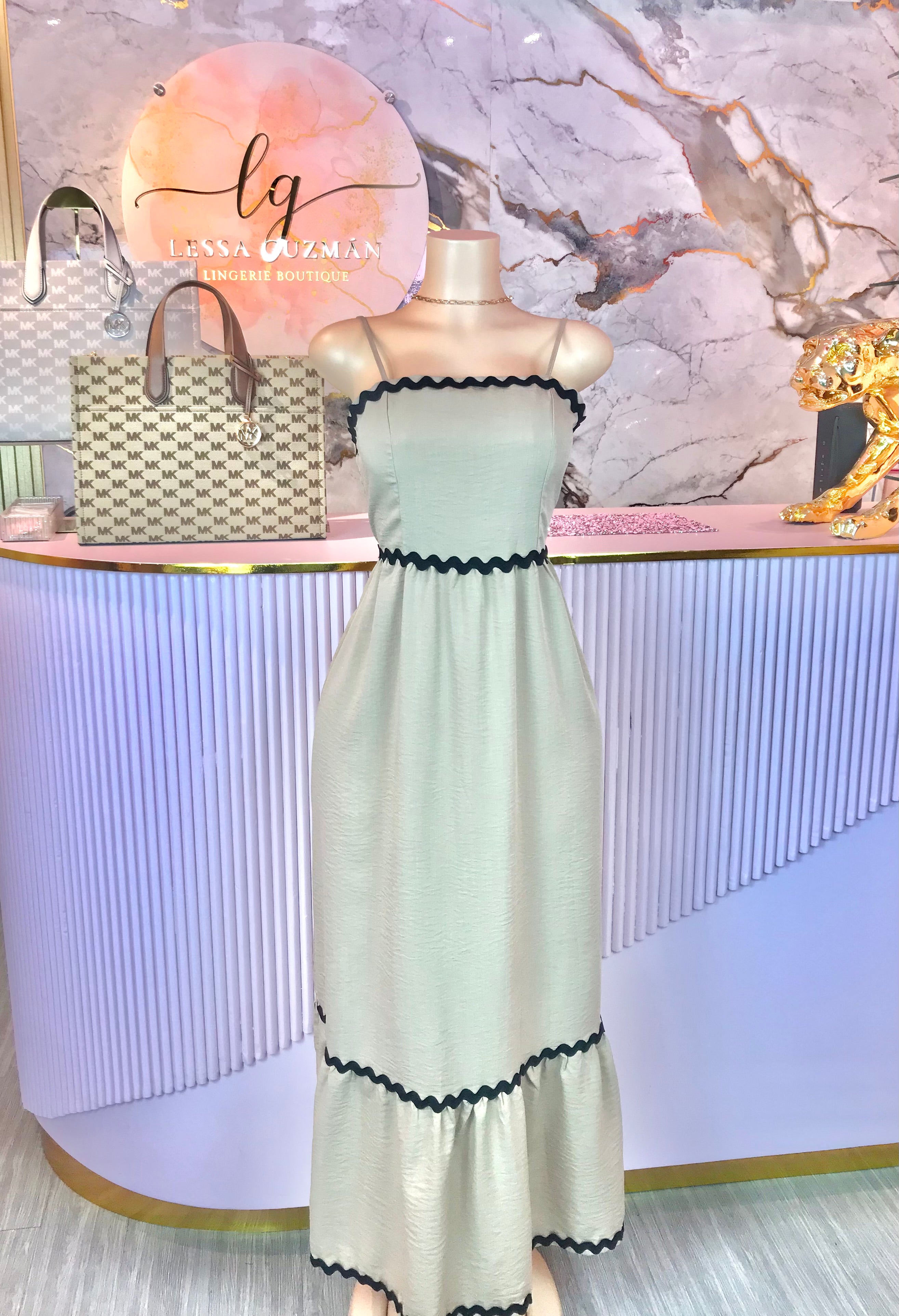 Vestido Café con Ondas Negras