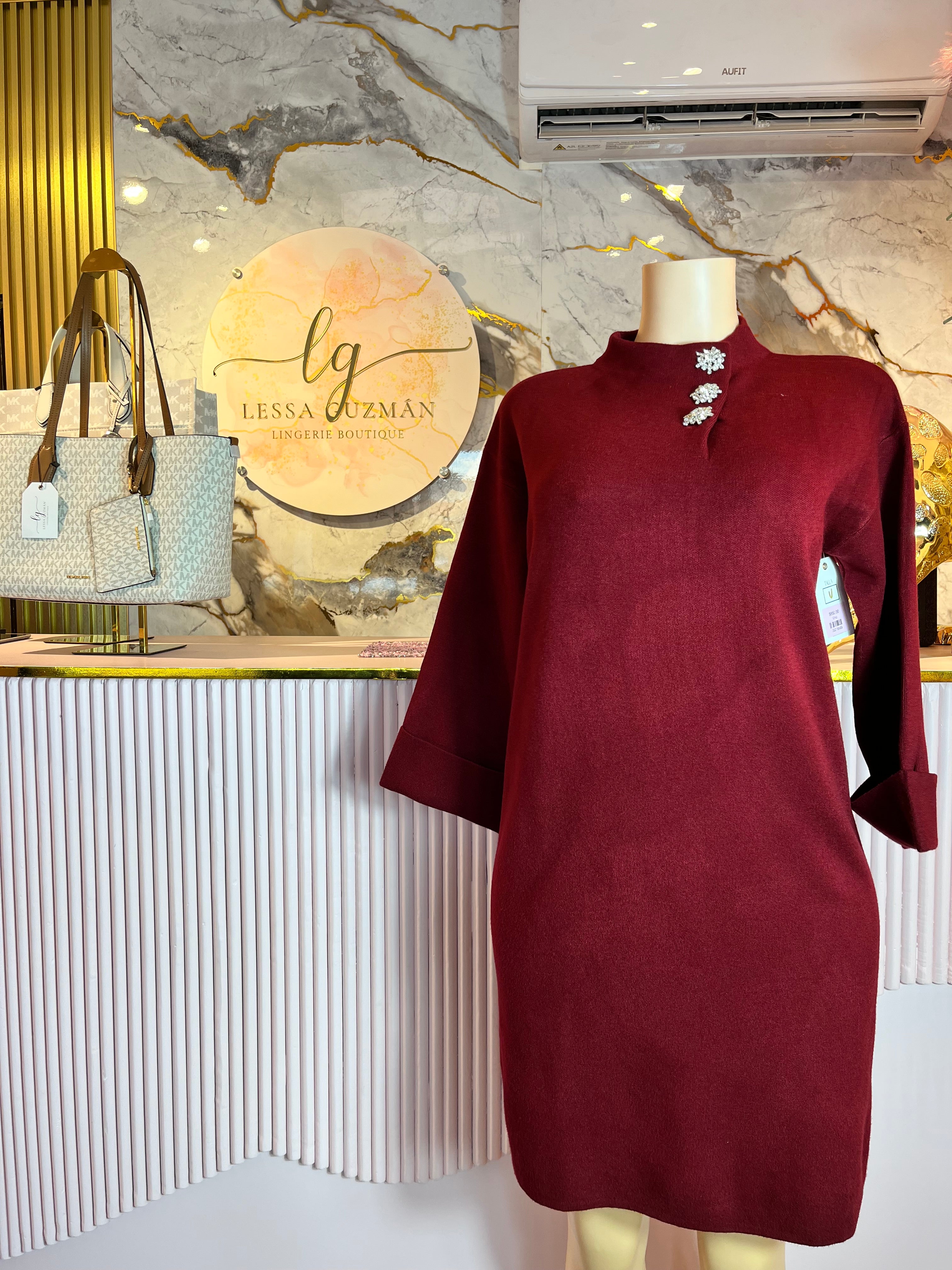 Vestido con 3 broches