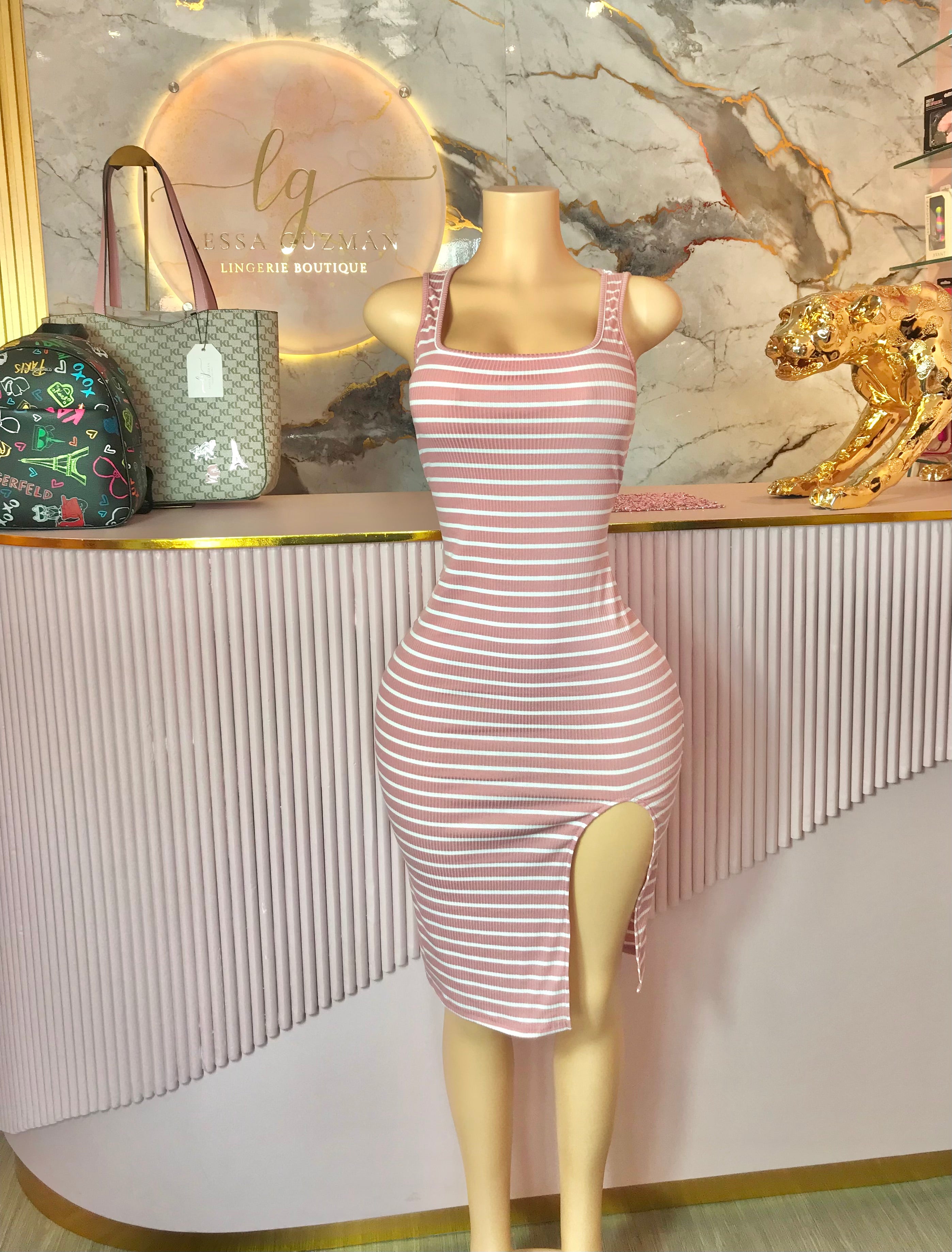 Vestido de rayas rosa