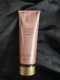 Velvet Petals Shimmer Crema