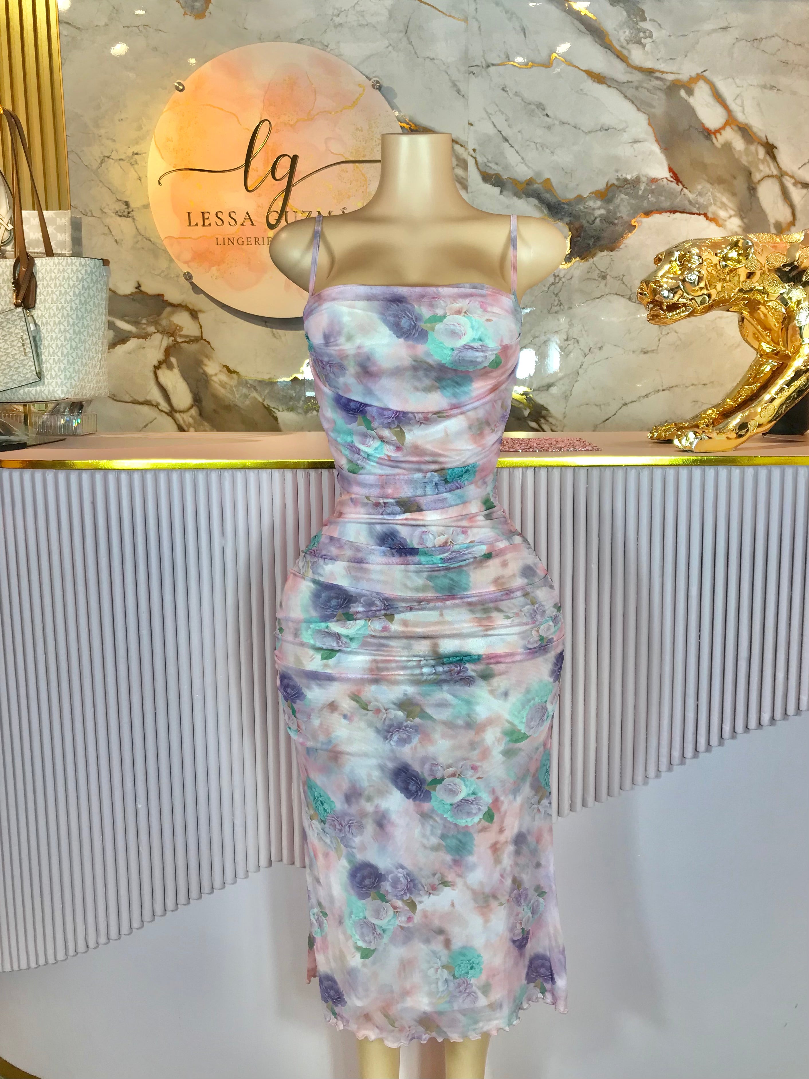 Vestido flores moradas