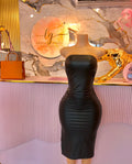 Vestido de vinipiel negro