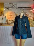 Camisa de mezclilla botones dorados