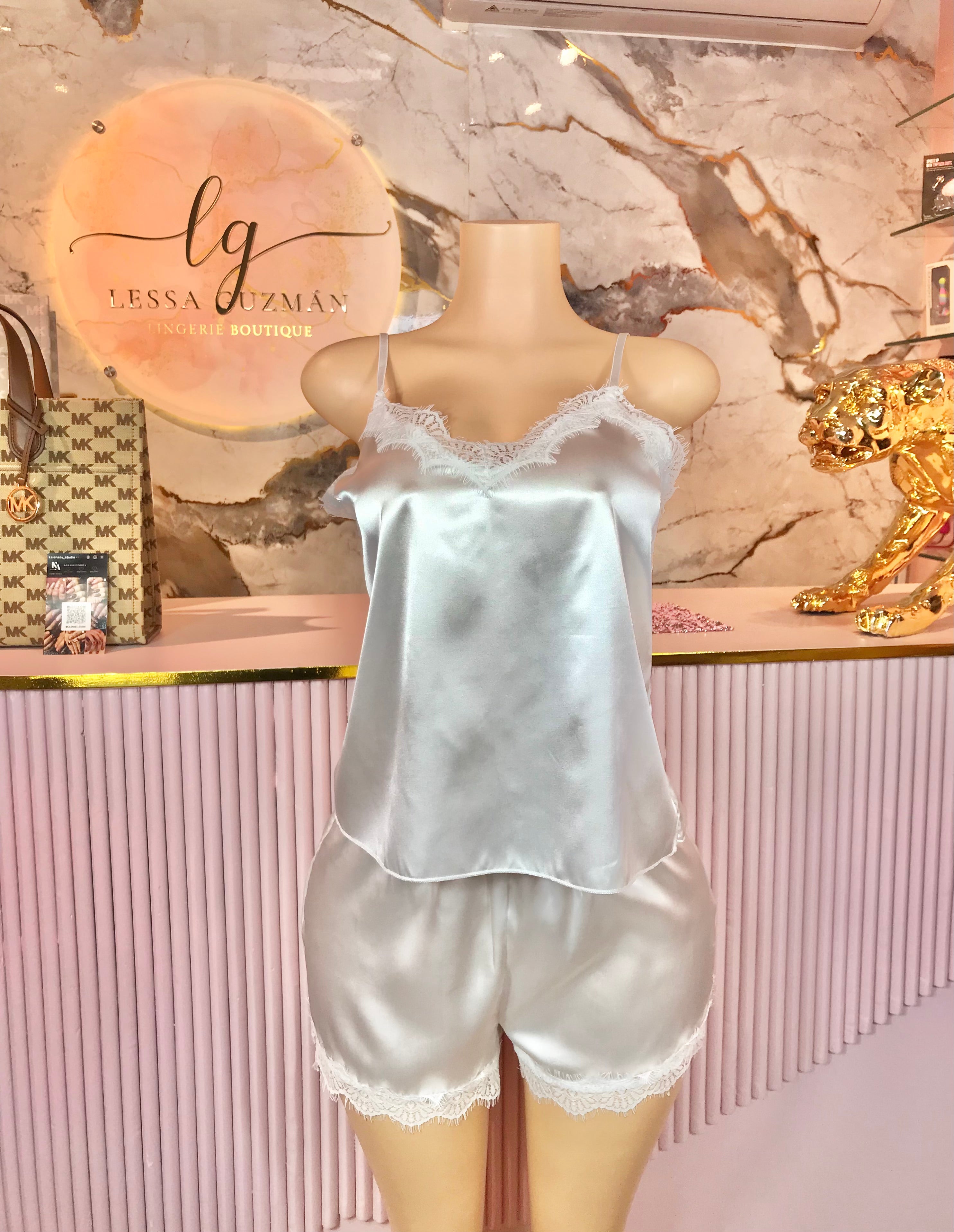 Pijama Blanca short y blusa