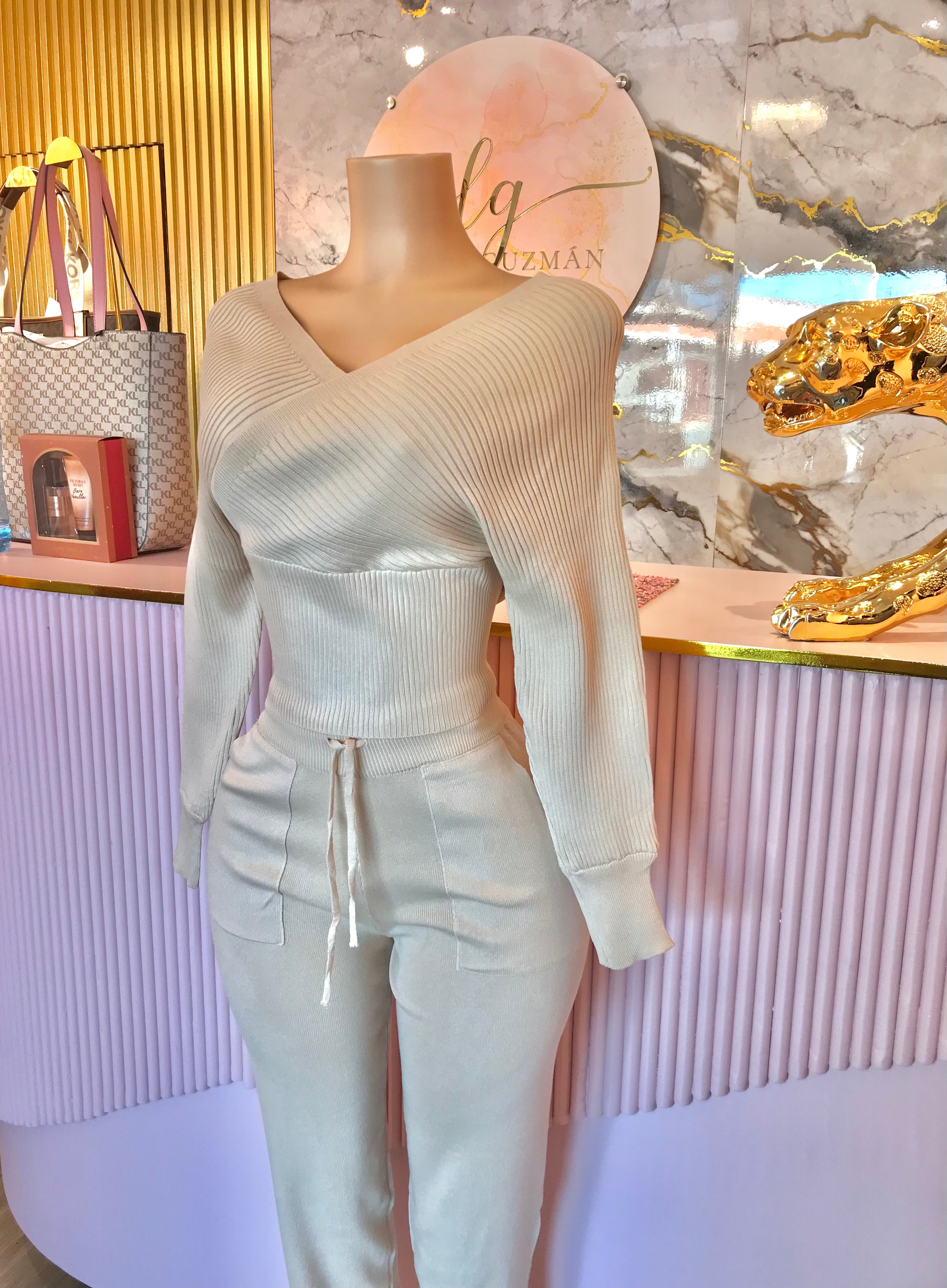 Conjunto Suéter y Pantalón