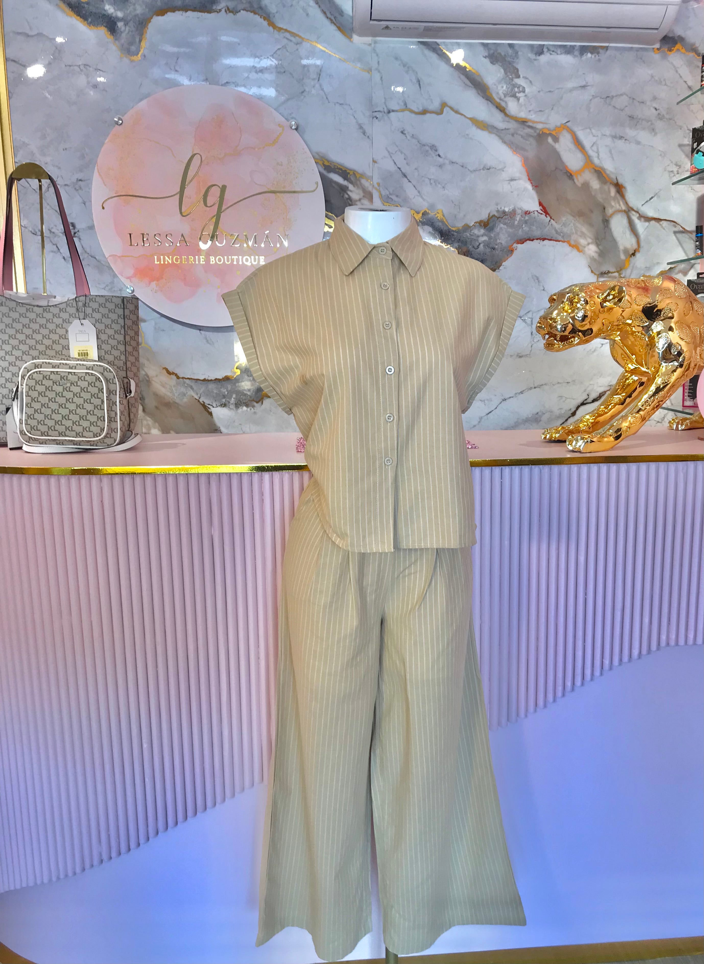 Set Camisa y Pantalón de Rayas