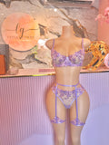 057 Anahí