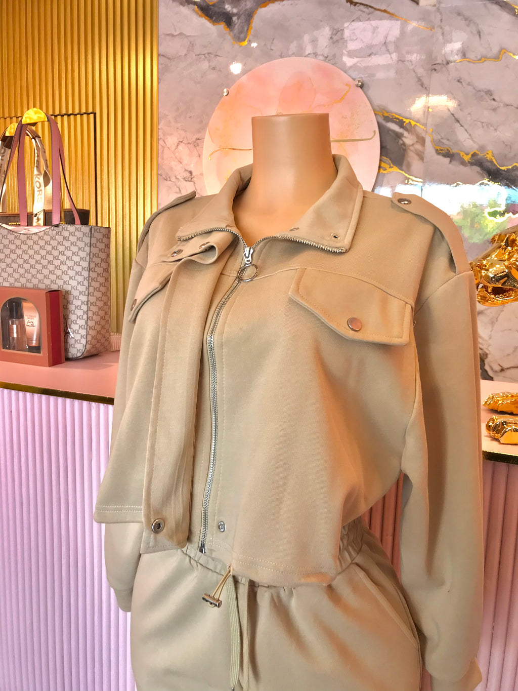 Conjunto Pantalón y Suéter