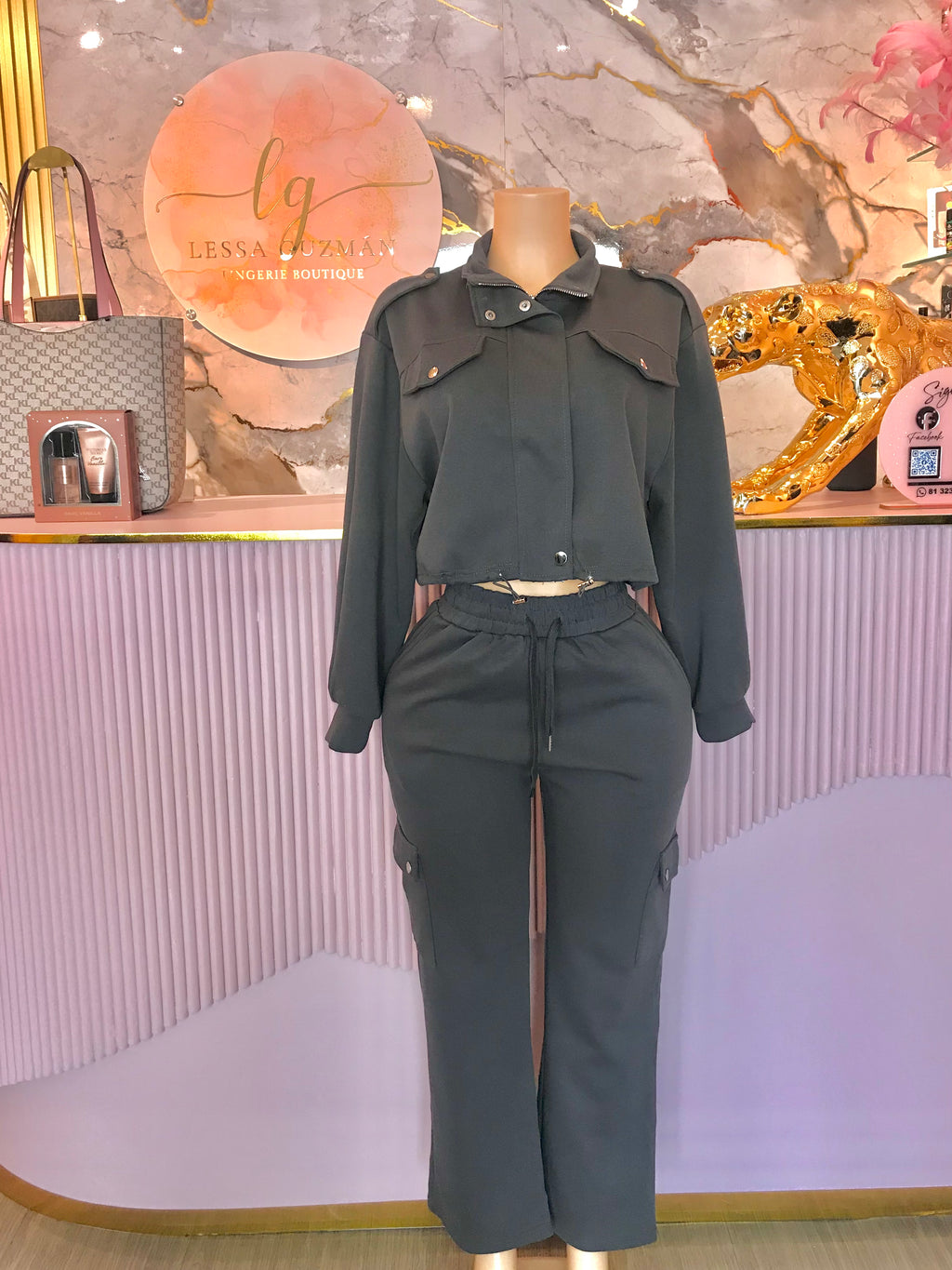 Conjunto Pantalón y Suéter