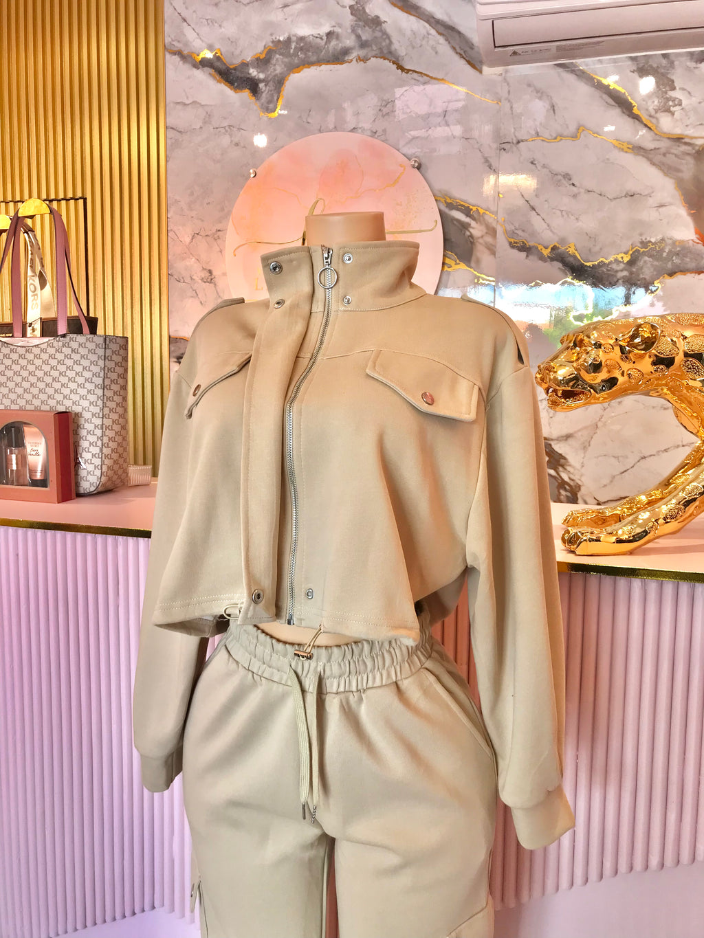 Conjunto Pantalón y Suéter