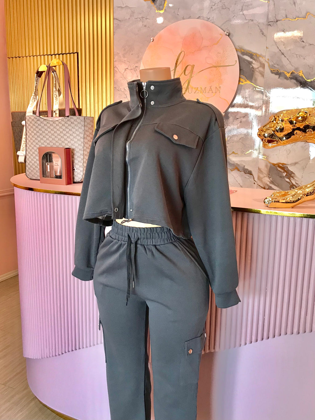 Conjunto Pantalón y Suéter
