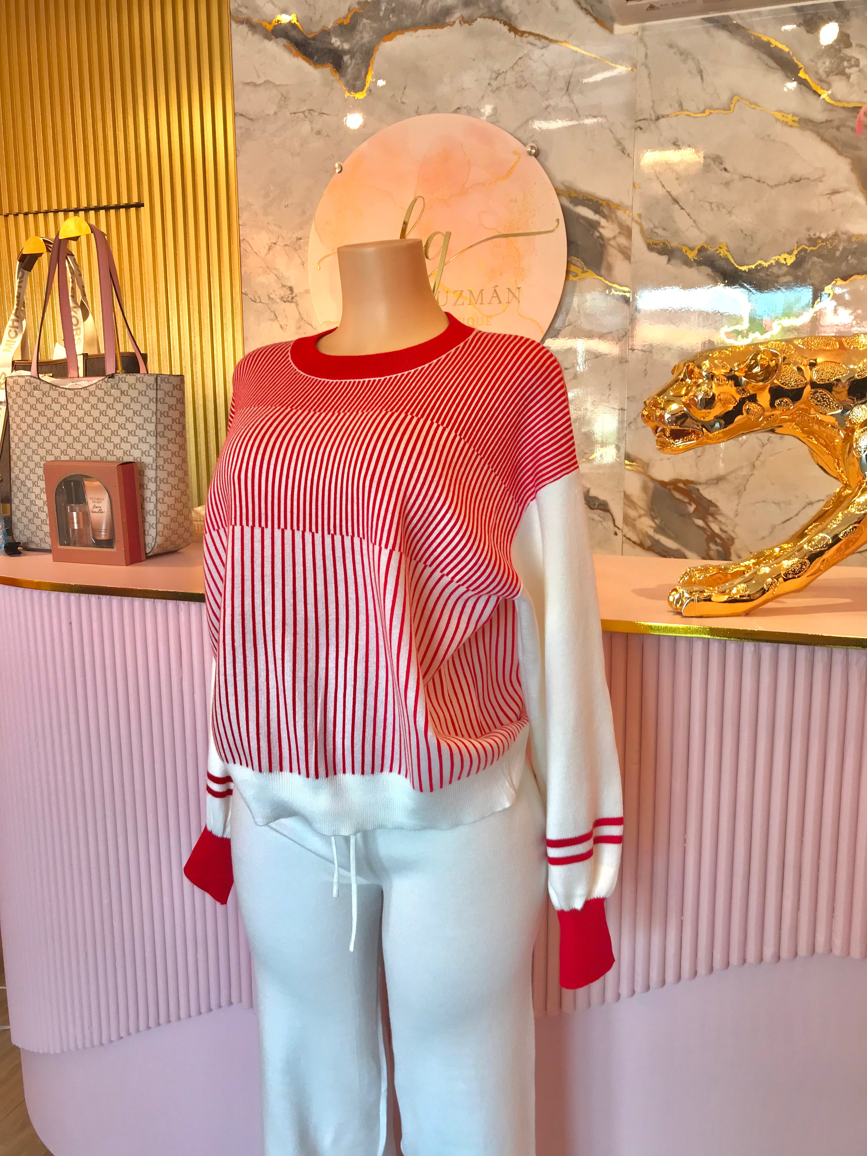 Conjunto Suéter de Rayas y Pantalón