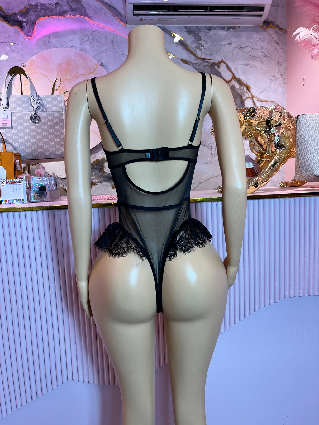 104 Valentina